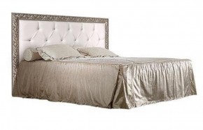 Кровать 2-х спальная (1,8 м) Тиффани Premium черная/серебро с мягким элементом со стразами с подъемным механизмом (ТФКР180-2[3][7] (П) в Александровском - alexsandrovskoe.mebel-74.com | фото