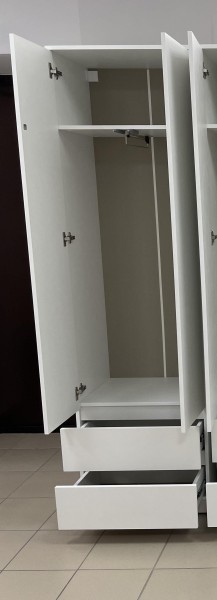 Шкаф 2-ств. с 2 ящиками и вешалкой "Бьянко" в Александровском - alexsandrovskoe.mebel-74.com | фото